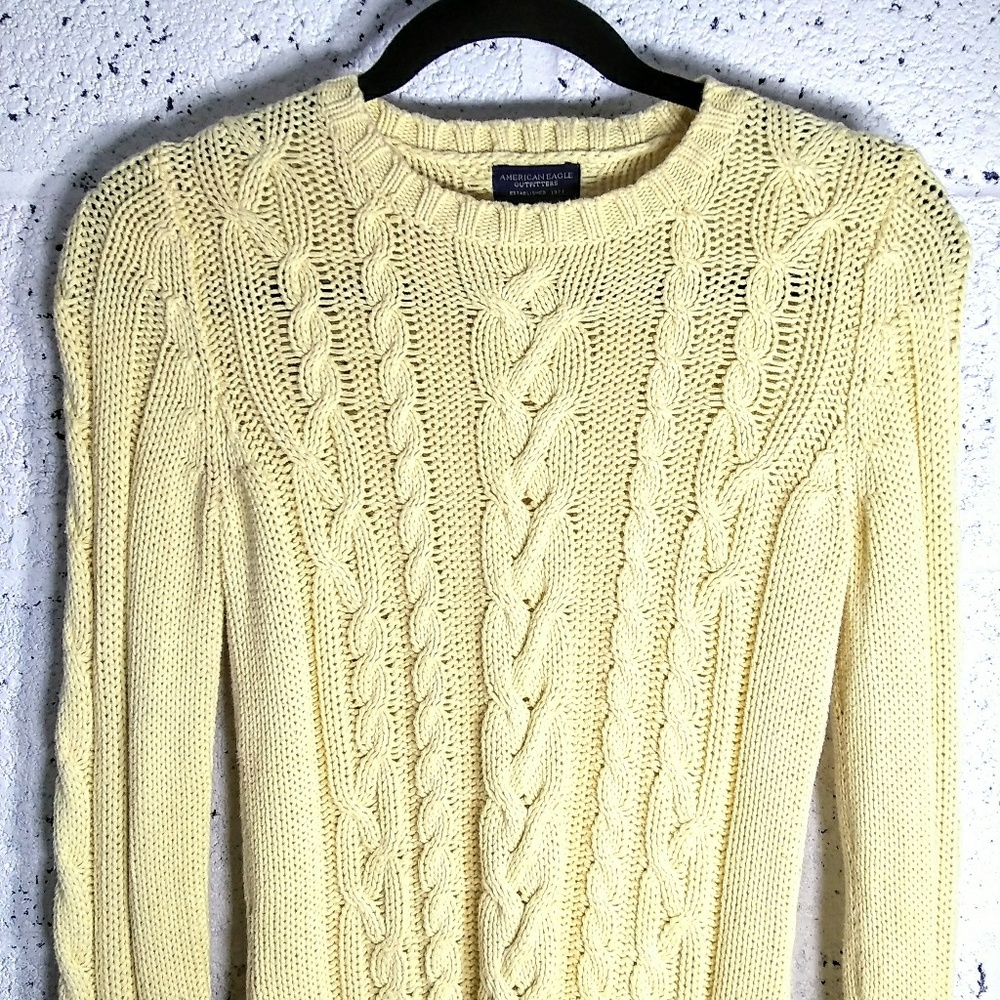 American Eagle Small Yellow Crew Neck Sweater - Picture 1 of 8